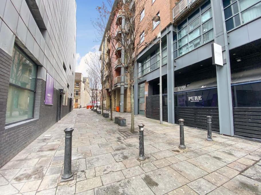 One Beautifully Presented 2 Bedroom Liverpool