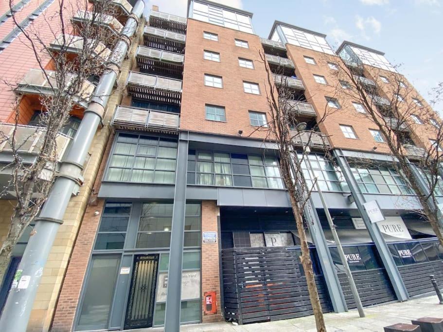 Apartment One Beautifully Presented 2 Bedroom Liverpool
