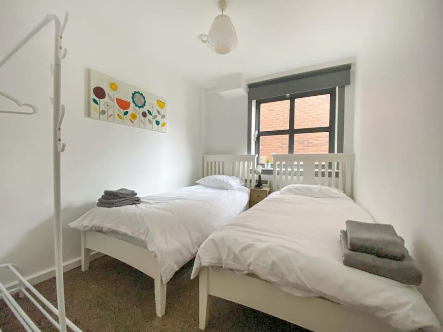 Apartment One Beautifully Presented 2 Bedroom